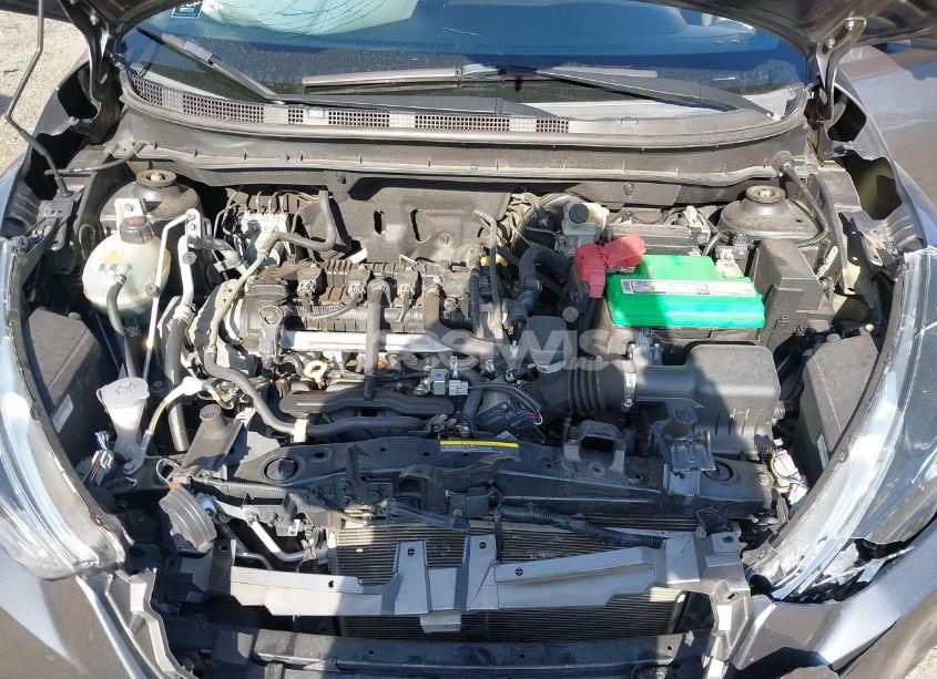 Photo 10 of 2019 Nissan Kicks SR (VIN 3N1CP5CU3KL507925)