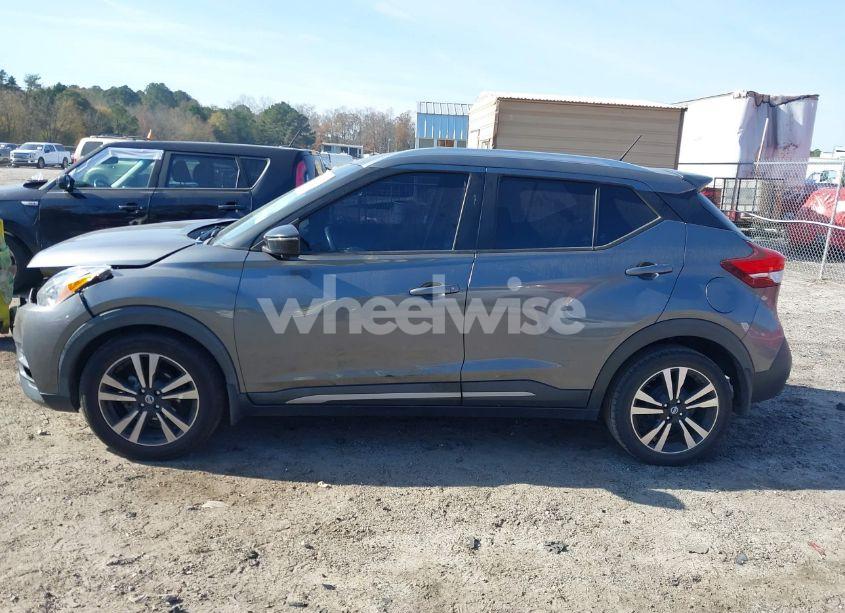 Photo 14 of 2019 Nissan Kicks SR (VIN 3N1CP5CU3KL507925)