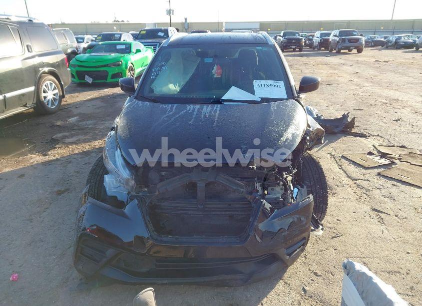 Photo 12 of 2019 Nissan Kicks SV (VIN 3N1CP5CU3KL509108)