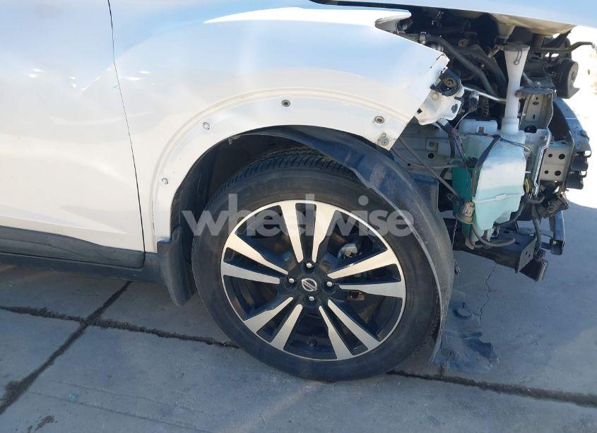 Photo 18 of 2019 Nissan Kicks SV (VIN 3N1CP5CU3KL525065)