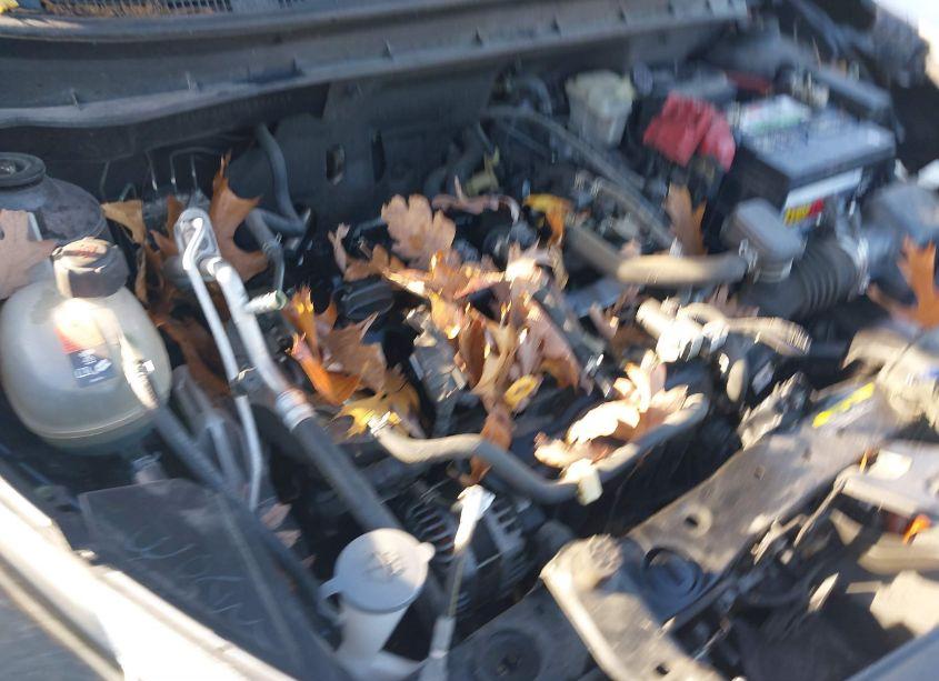 Photo 10 of 2019 Nissan Kicks S (VIN 3N1CP5CU3KL534106)