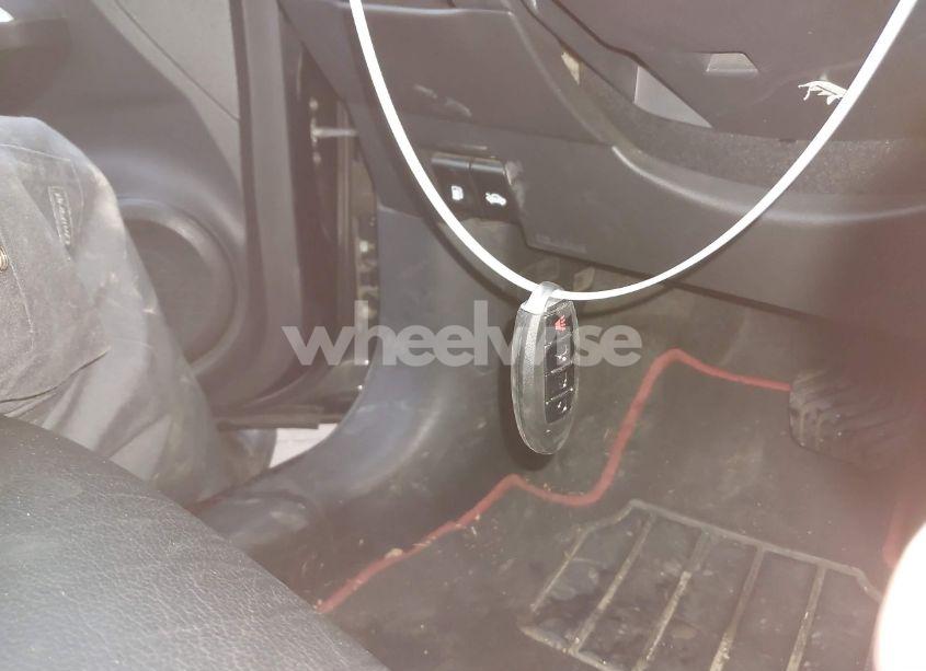 Photo 11 of 2019 Nissan Kicks SR (VIN 3N1CP5CU3KL535479)