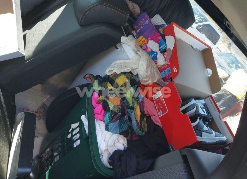 Photo 12 of 2019 Nissan Kicks SR (VIN 3N1CP5CU3KL535479)