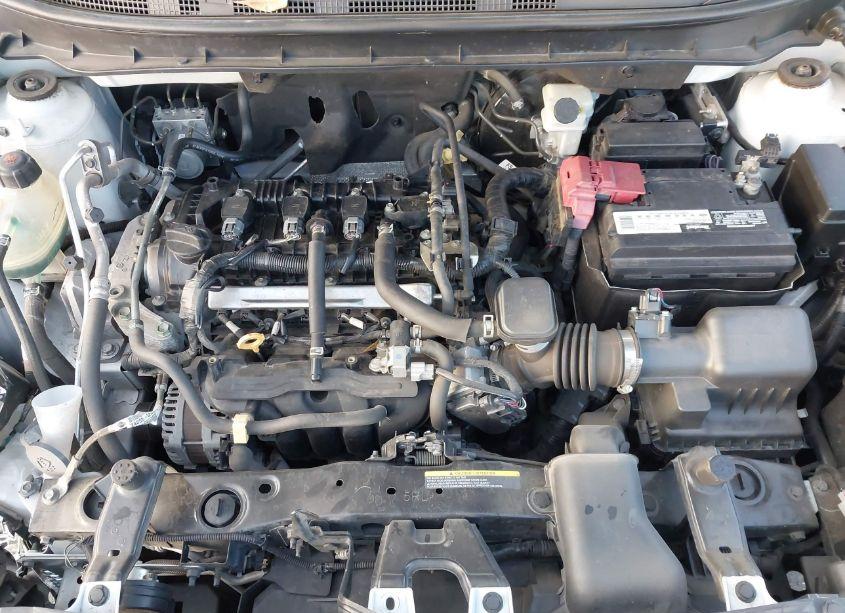 Photo 10 of 2019 Nissan Kicks SV (VIN 3N1CP5CU3KL535935)