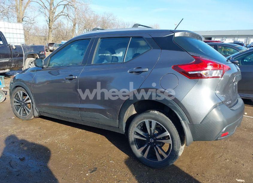 Photo 14 of 2019 Nissan Kicks SV (VIN 3N1CP5CU3KL549480)