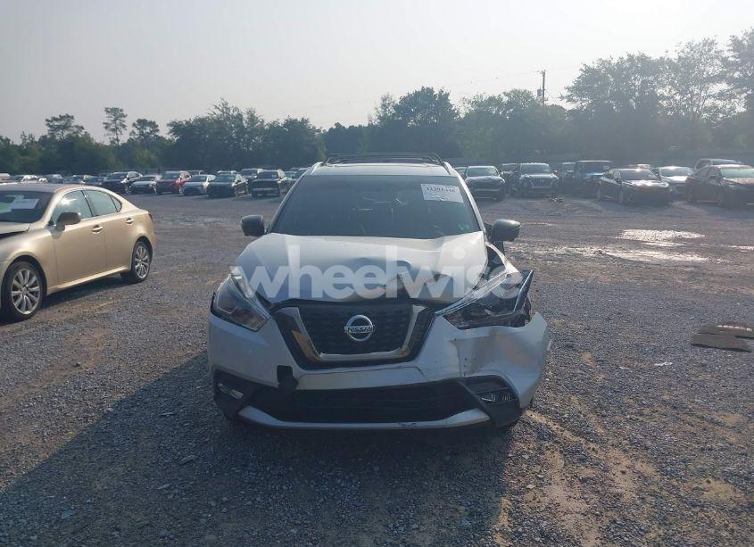 Photo 13 of 2019 Nissan Kicks SR (VIN 3N1CP5CU4KL496112)