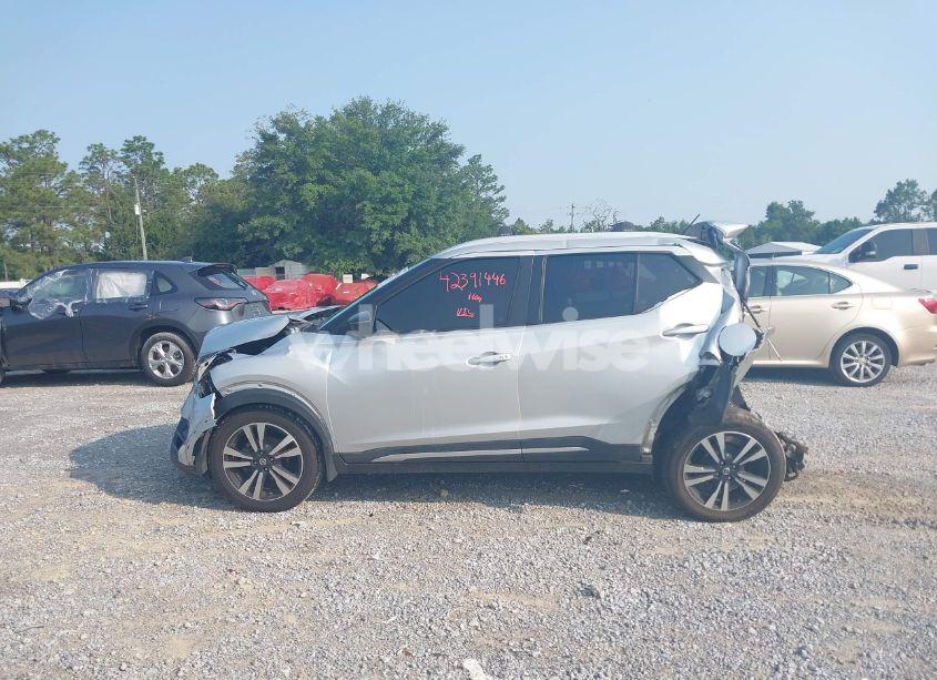 Photo 15 of 2019 Nissan Kicks SR (VIN 3N1CP5CU4KL496112)
