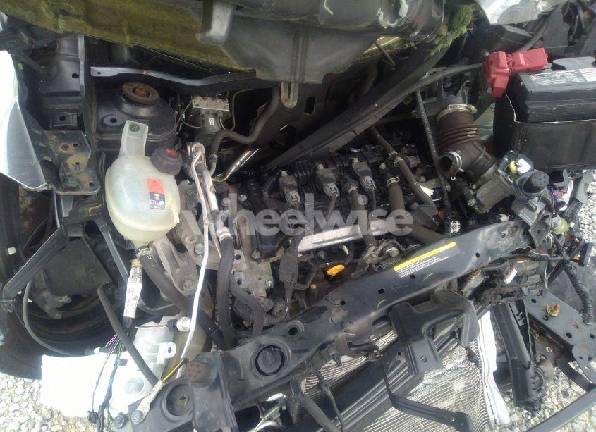 Photo 10 of 2019 Nissan Kicks S (VIN 3N1CP5CU4KL546054)