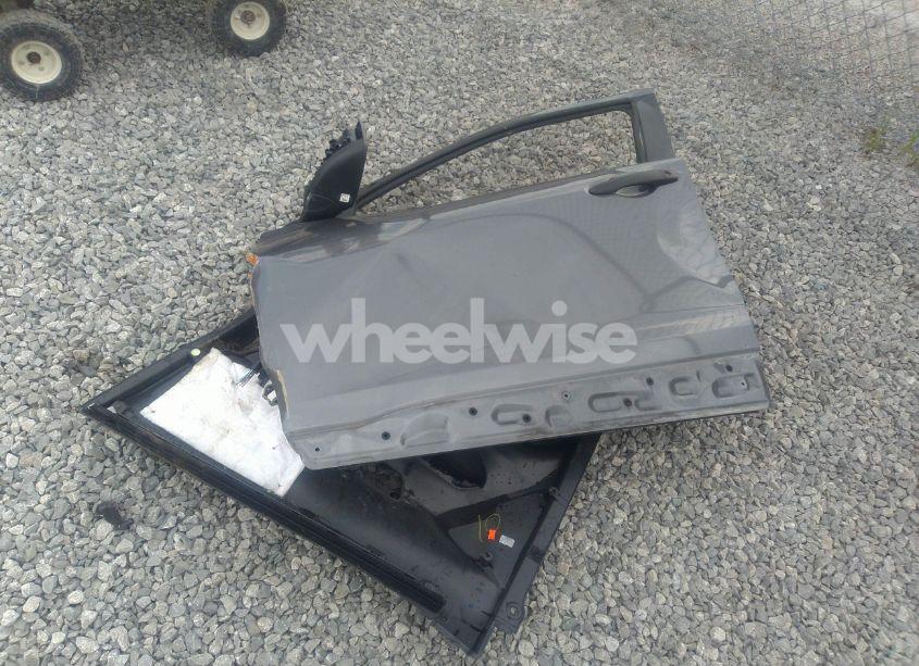 Photo 11 of 2019 Nissan Kicks S (VIN 3N1CP5CU4KL546054)