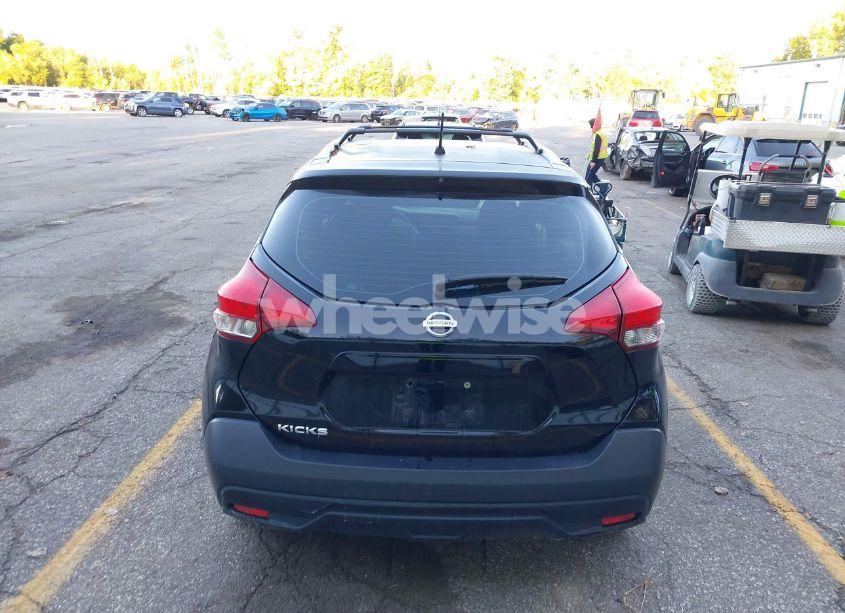 Photo 16 of 2018 Nissan Kicks S (VIN 3N1CP5CU5JL518486)