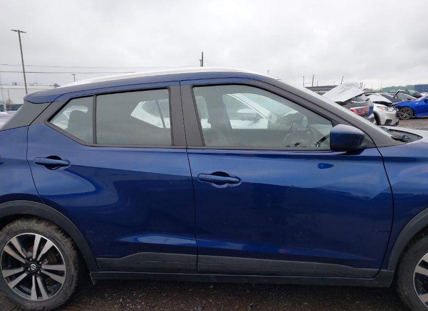 Photo 12 of 2019 Nissan Kicks SV (VIN 3N1CP5CU5KL494840)