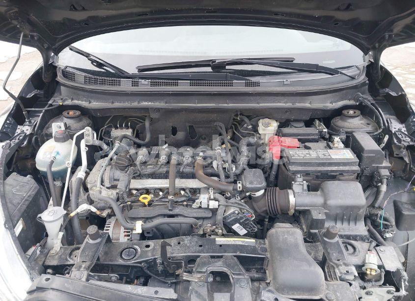 Photo 10 of 2019 Nissan Kicks S (VIN 3N1CP5CU5KL506517)