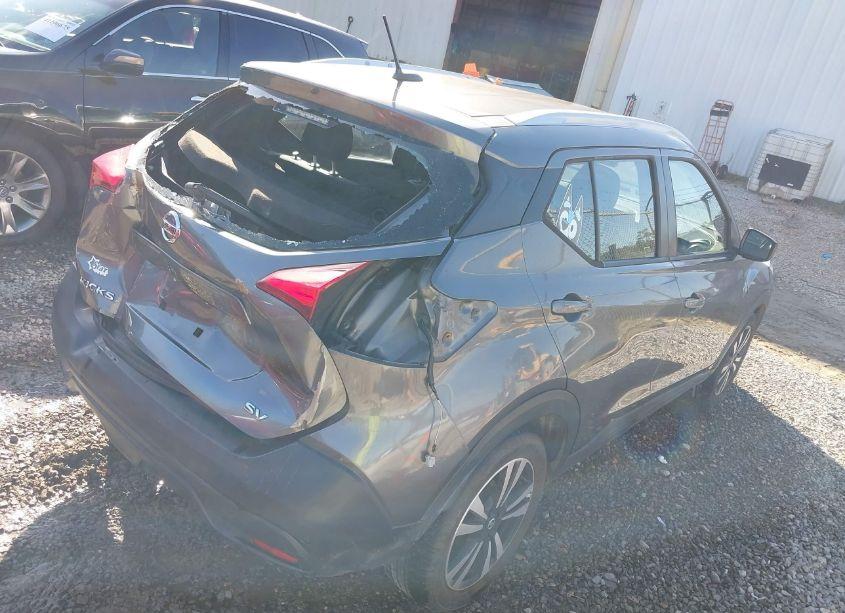 Photo 4 of 2019 Nissan Kicks SV (VIN 3N1CP5CU5KL532275)