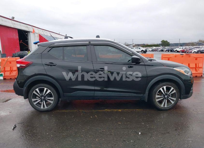 Photo 14 of 2019 Nissan Kicks SV (VIN 3N1CP5CU5KL543681)