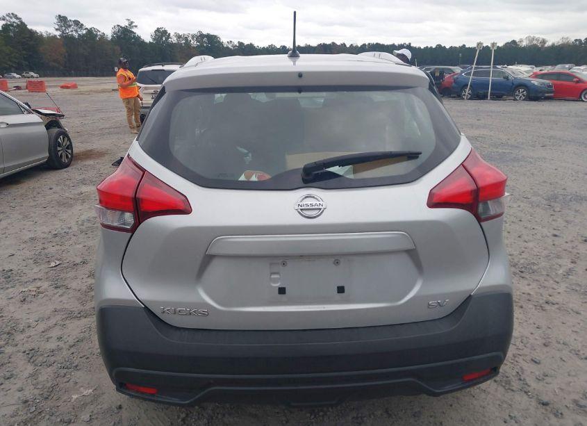 Photo 16 of 2019 Nissan Kicks SV (VIN 3N1CP5CU5KL545267)