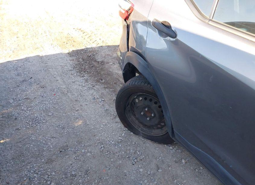 Photo 17 of 2019 Nissan Kicks S (VIN 3N1CP5CU5KL556849)