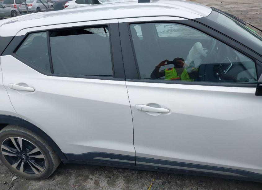 Photo 13 of 2019 Nissan Kicks SR (VIN 3N1CP5CU5KL563509)