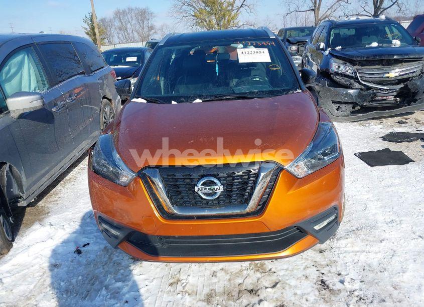Photo 12 of 2019 Nissan Kicks SR (VIN 3N1CP5CU5KL568631)