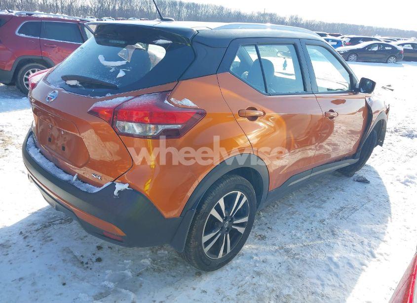 Photo 4 of 2019 Nissan Kicks SR (VIN 3N1CP5CU5KL568631)