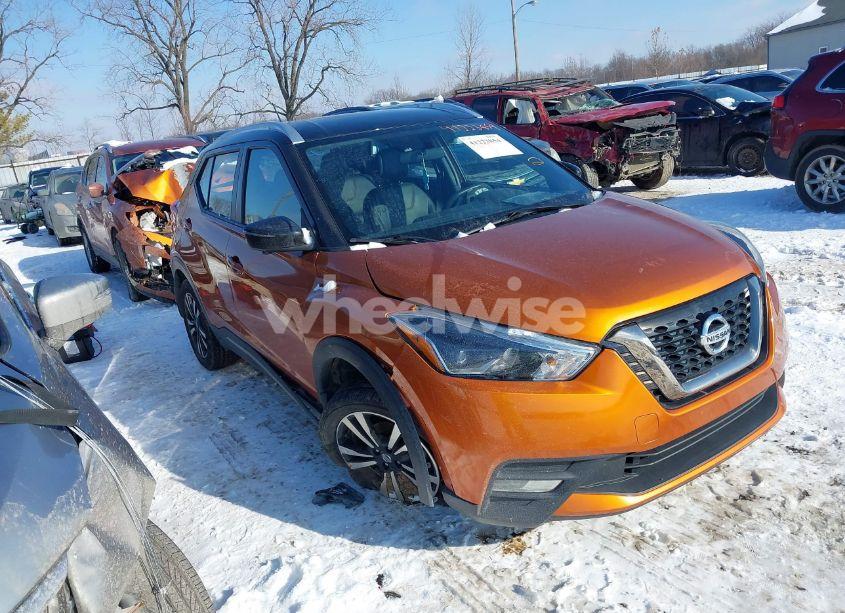 Photo 6 of 2019 Nissan Kicks SR (VIN 3N1CP5CU5KL568631)