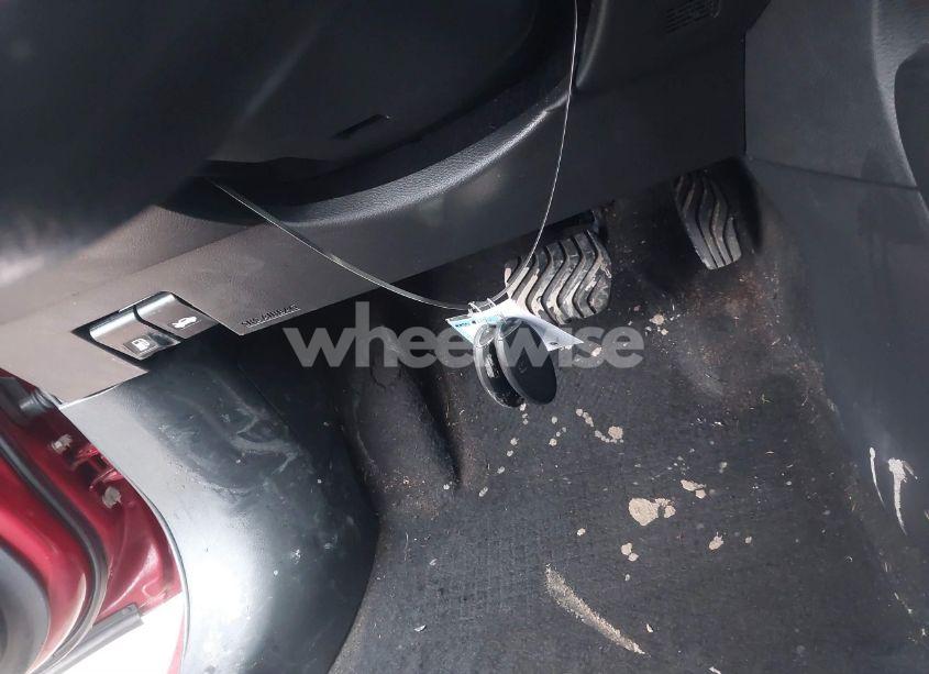 Photo 11 of 2018 Nissan Kicks SR (VIN 3N1CP5CU6JL532316)