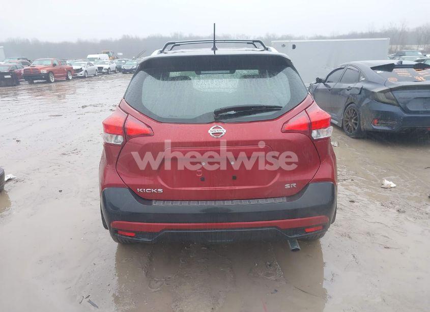 Photo 16 of 2018 Nissan Kicks SR (VIN 3N1CP5CU6JL532316)