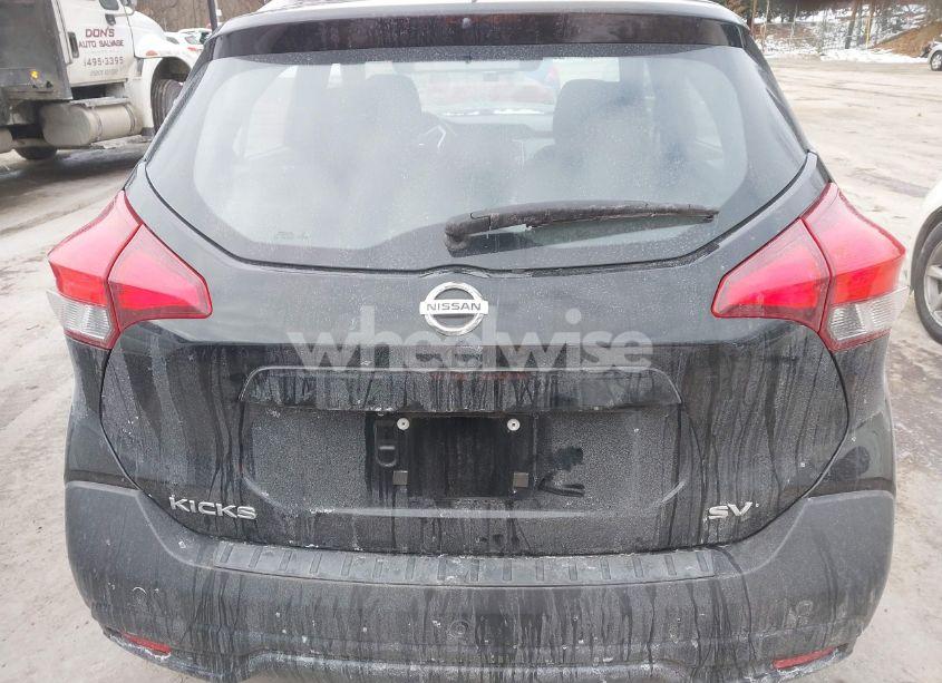 Photo 16 of 2018 Nissan Kicks SV (VIN 3N1CP5CU6JL535961)