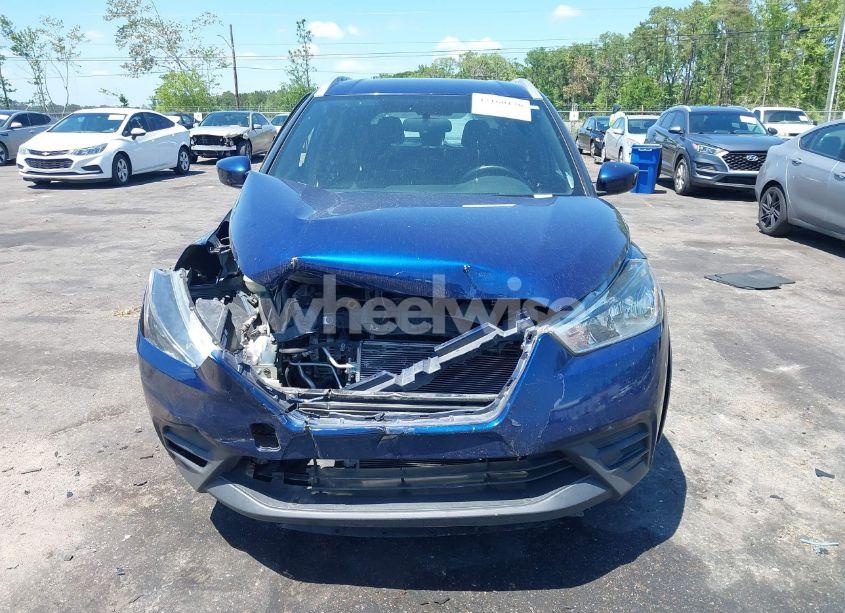 Photo 11 of 2018 Nissan Kicks SV (VIN 3N1CP5CU6JL538911)