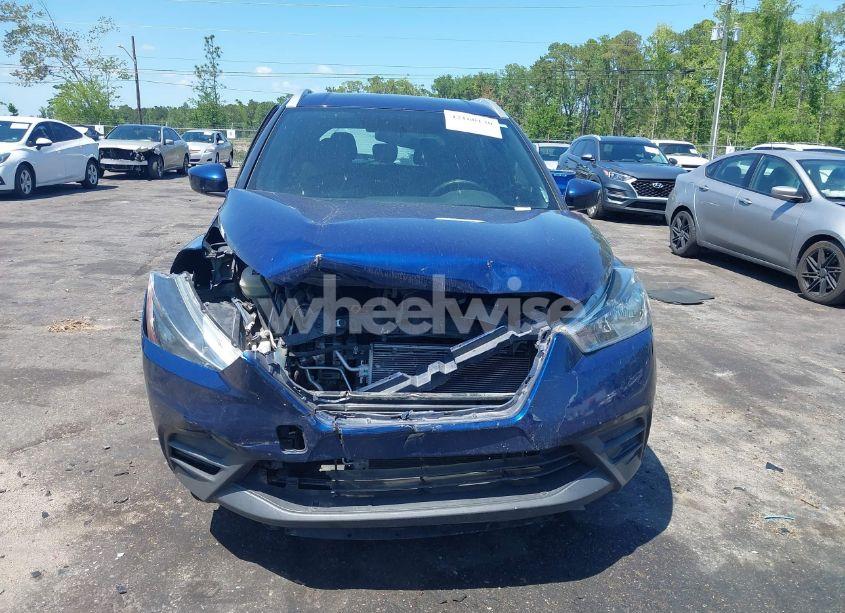Photo 6 of 2018 Nissan Kicks SV (VIN 3N1CP5CU6JL538911)