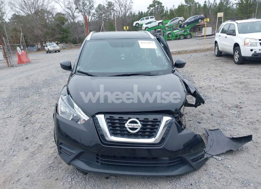 Photo 12 of 2018 Nissan Kicks SV (VIN 3N1CP5CU6JL540903)