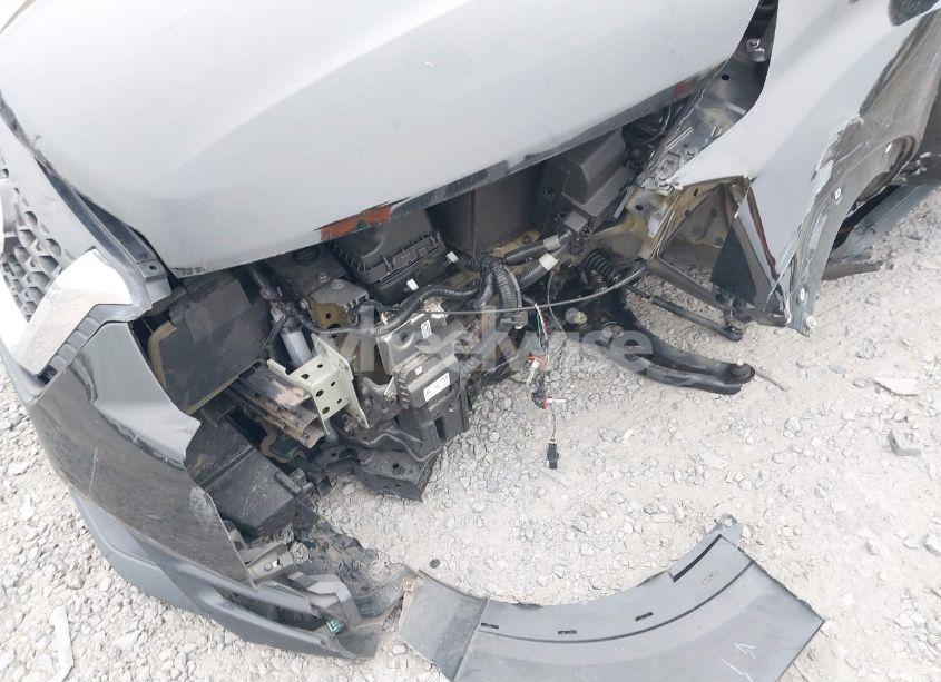 Photo 6 of 2018 Nissan Kicks SV (VIN 3N1CP5CU6JL540903)