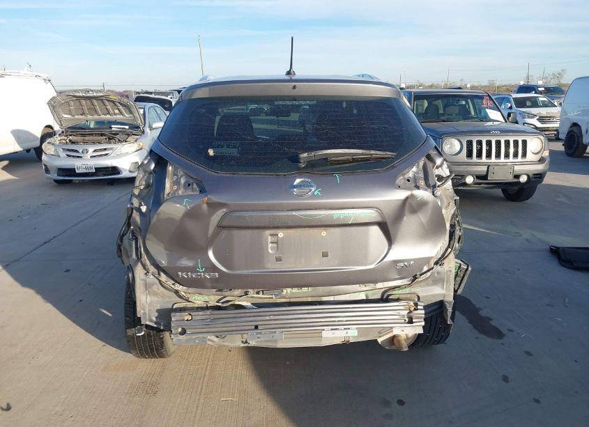 Photo 17 of 2019 Nissan Kicks SV (VIN 3N1CP5CU6KL494586)