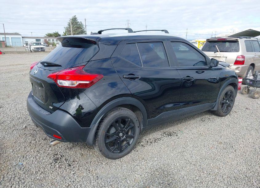 Photo 4 of 2019 Nissan Kicks SV (VIN 3N1CP5CU6KL499318)