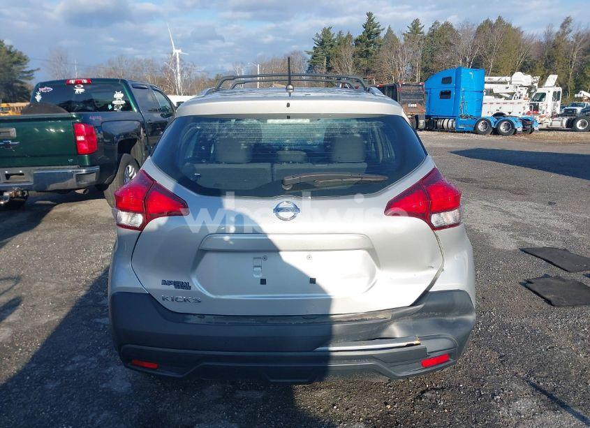 Photo 17 of 2019 Nissan Kicks S (VIN 3N1CP5CU6KL501004)