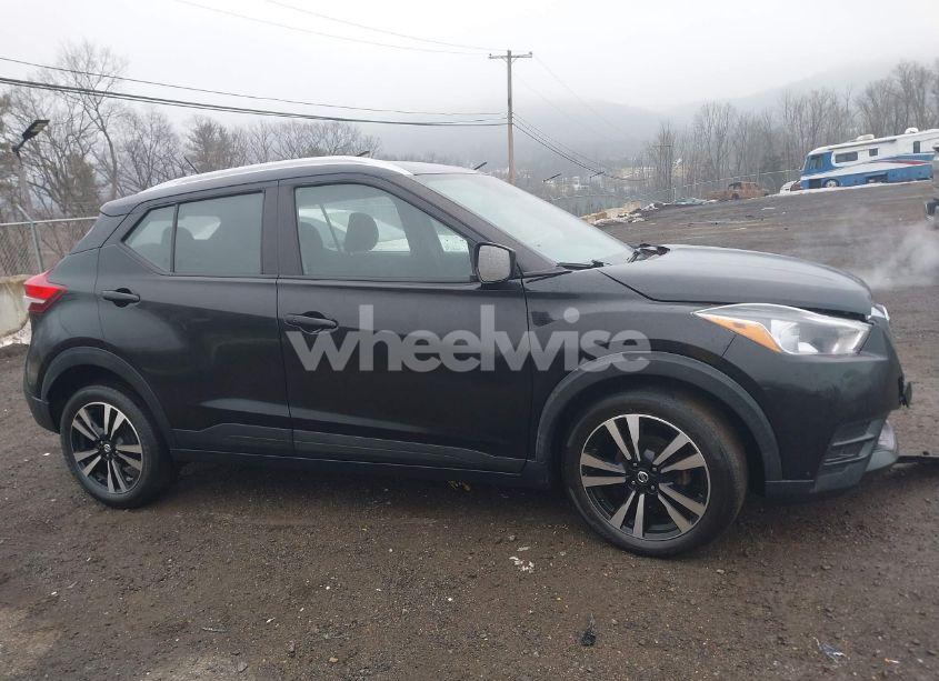 Photo 13 of 2019 Nissan Kicks SV (VIN 3N1CP5CU6KL527179)