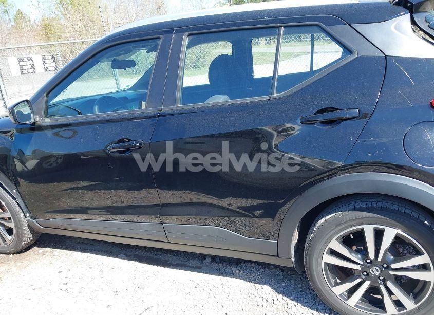 Photo 15 of 2019 Nissan Kicks SV (VIN 3N1CP5CU6KL531202)