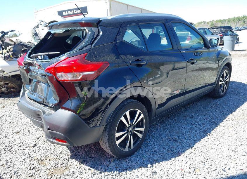Photo 4 of 2019 Nissan Kicks SV (VIN 3N1CP5CU6KL531202)