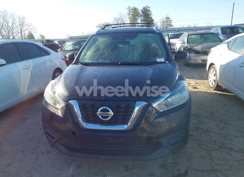 Photo 12 of 2019 Nissan Kicks S (VIN 3N1CP5CU6KL531247)