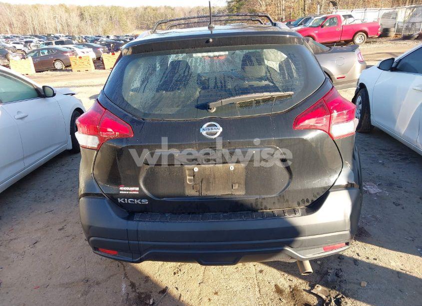 Photo 16 of 2019 Nissan Kicks S (VIN 3N1CP5CU6KL531247)