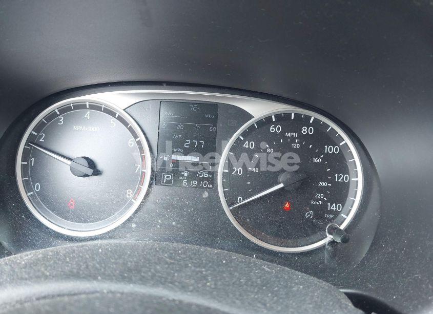 Photo 7 of 2019 Nissan Kicks S (VIN 3N1CP5CU6KL536755)