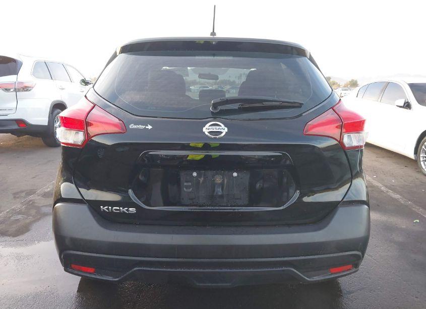 Photo 17 of 2019 Nissan Kicks S (VIN 3N1CP5CU6KL538702)