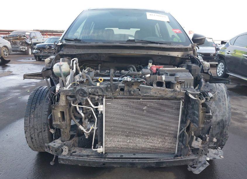 Photo 6 of 2019 Nissan Kicks S (VIN 3N1CP5CU6KL538702)