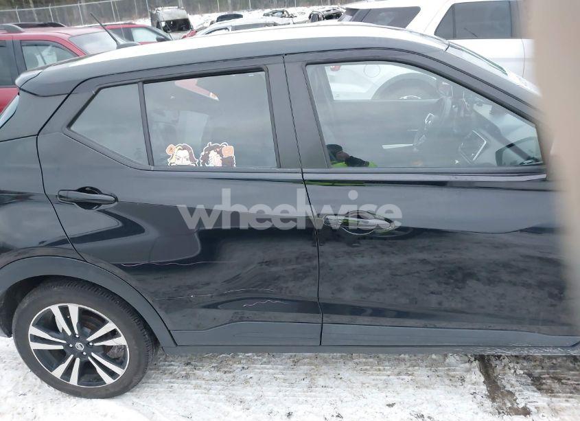 Photo 13 of 2019 Nissan Kicks SV (VIN 3N1CP5CU6KL553216)