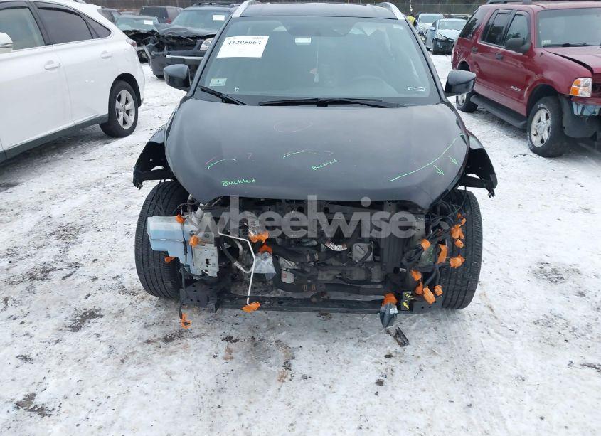 Photo 6 of 2019 Nissan Kicks SV (VIN 3N1CP5CU6KL553216)