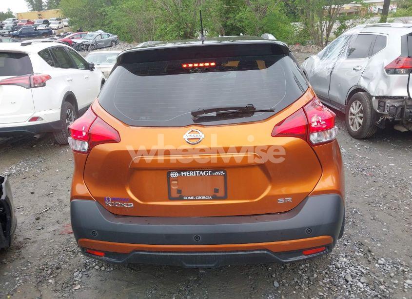 Photo 16 of 2019 Nissan Kicks SR (VIN 3N1CP5CU6KL554320)