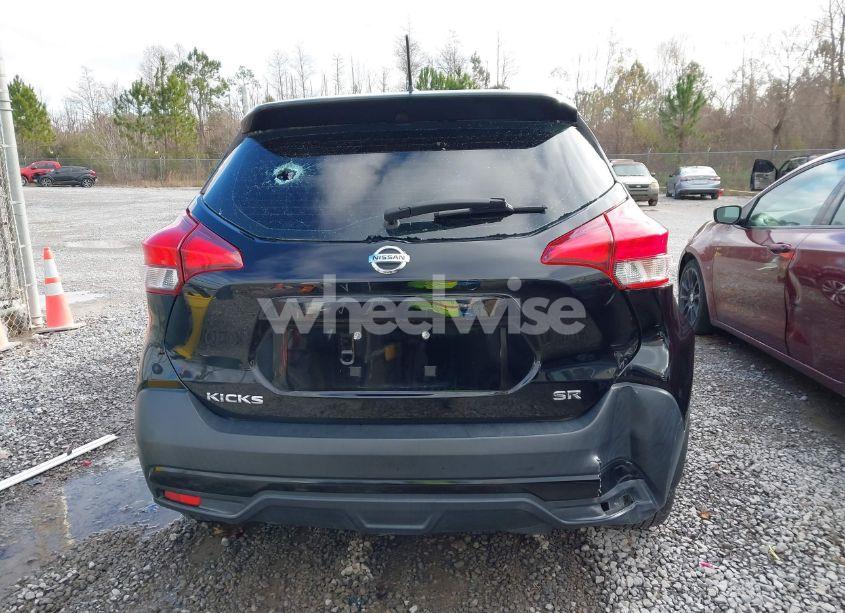 Photo 17 of 2018 Nissan Kicks SR (VIN 3N1CP5CU7JL499441)