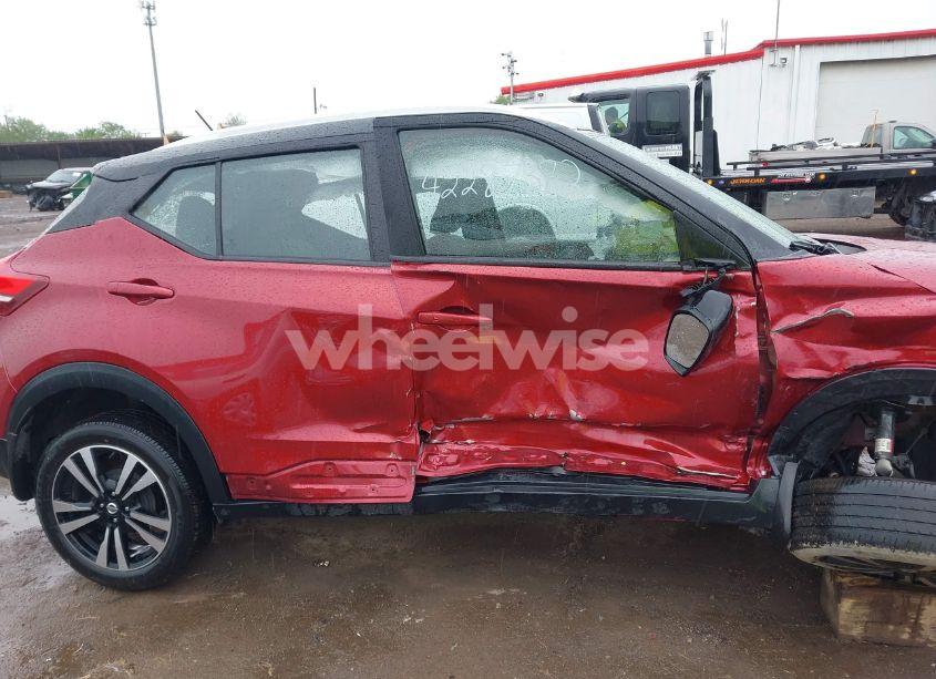 Photo 13 of 2018 Nissan Kicks SV (VIN 3N1CP5CU7JL501916)
