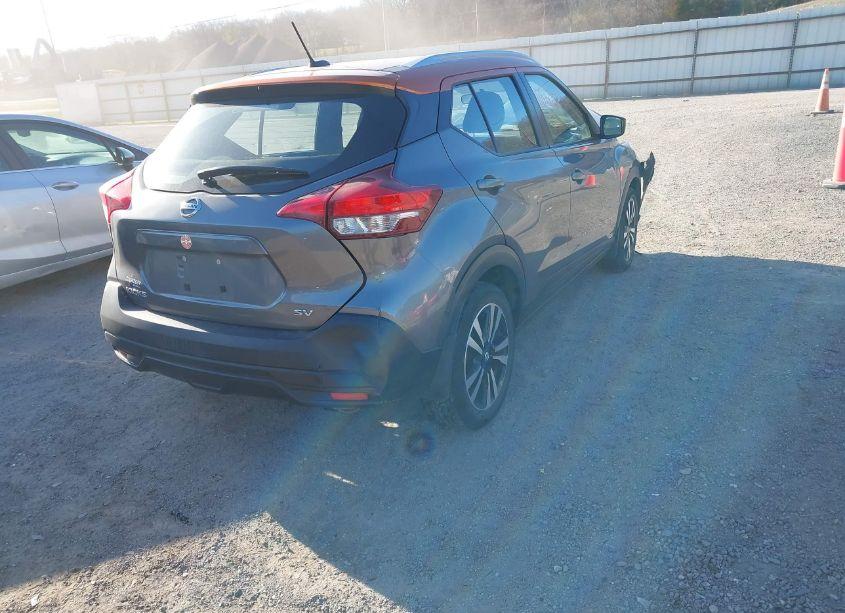 Photo 4 of 2018 Nissan Kicks SV (VIN 3N1CP5CU7JL542921)
