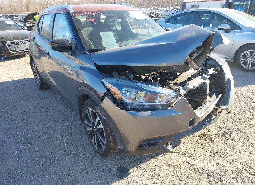Photo 6 of 2018 Nissan Kicks SV (VIN 3N1CP5CU7JL542921)