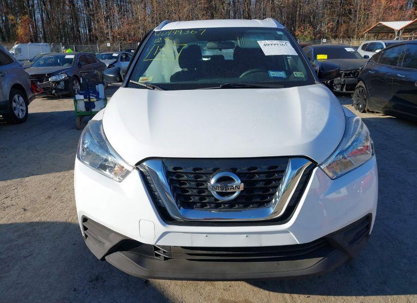 Photo 12 of 2019 Nissan Kicks S (VIN 3N1CP5CU7KL522718)